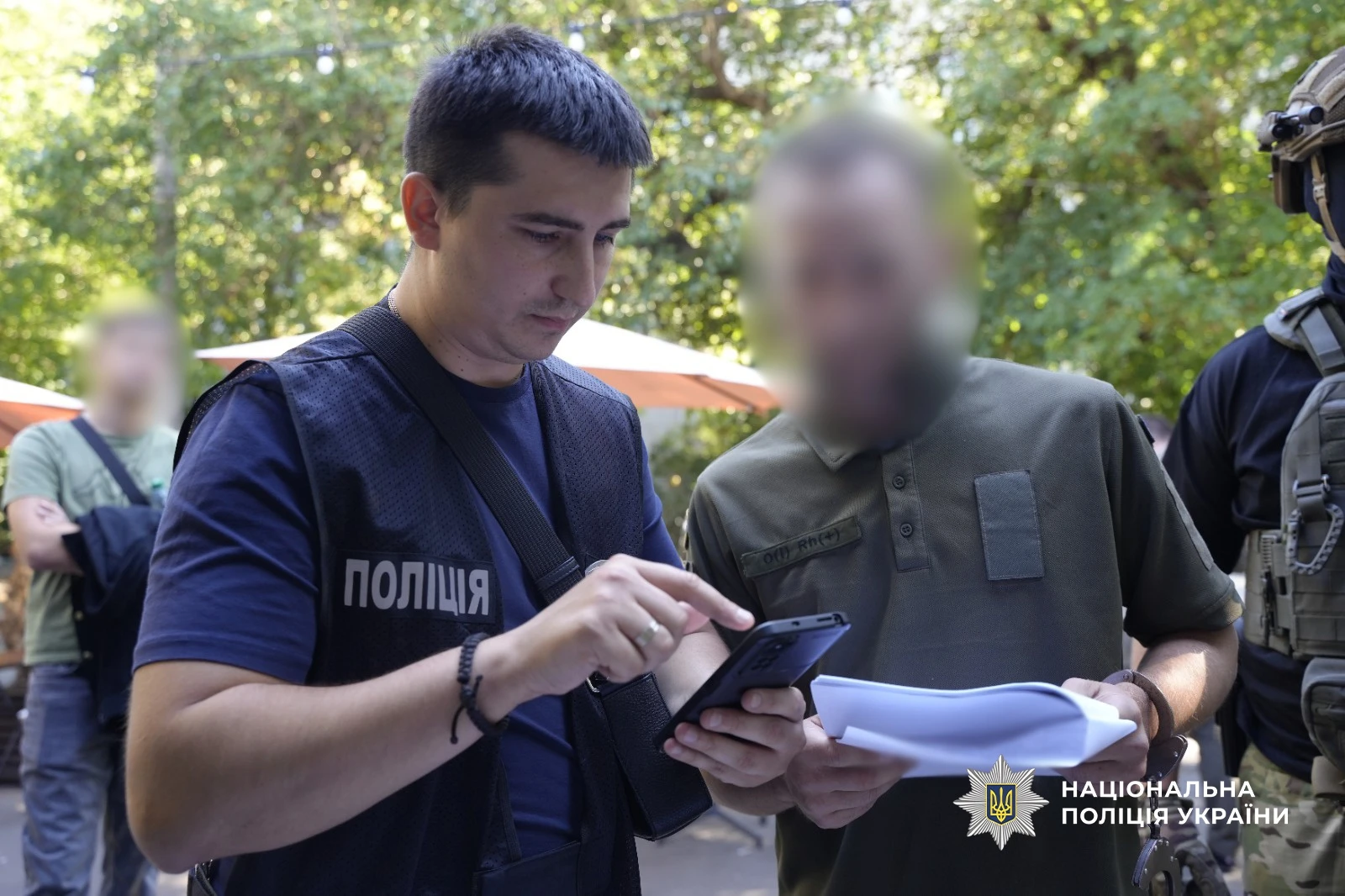 3500 і 2000 доларів за зняття з розшуку: на Одещині затримали двох працівників ТЦК