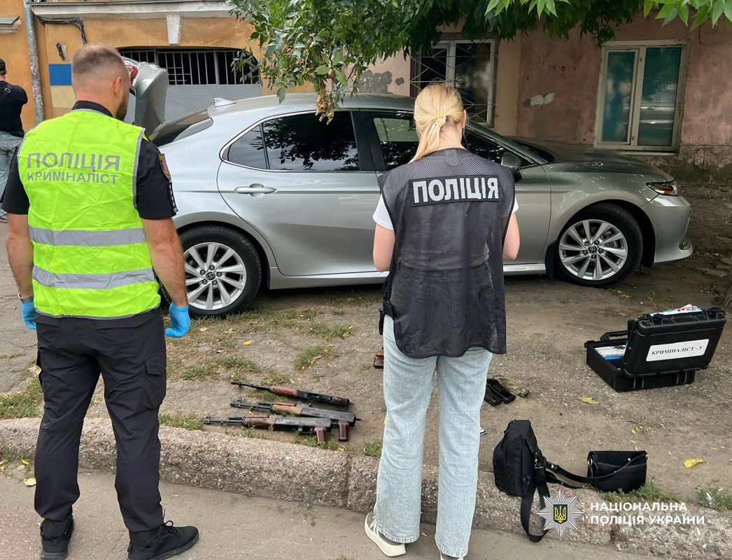 В Одесі затримали чоловіка, який незаконно продавав зброю