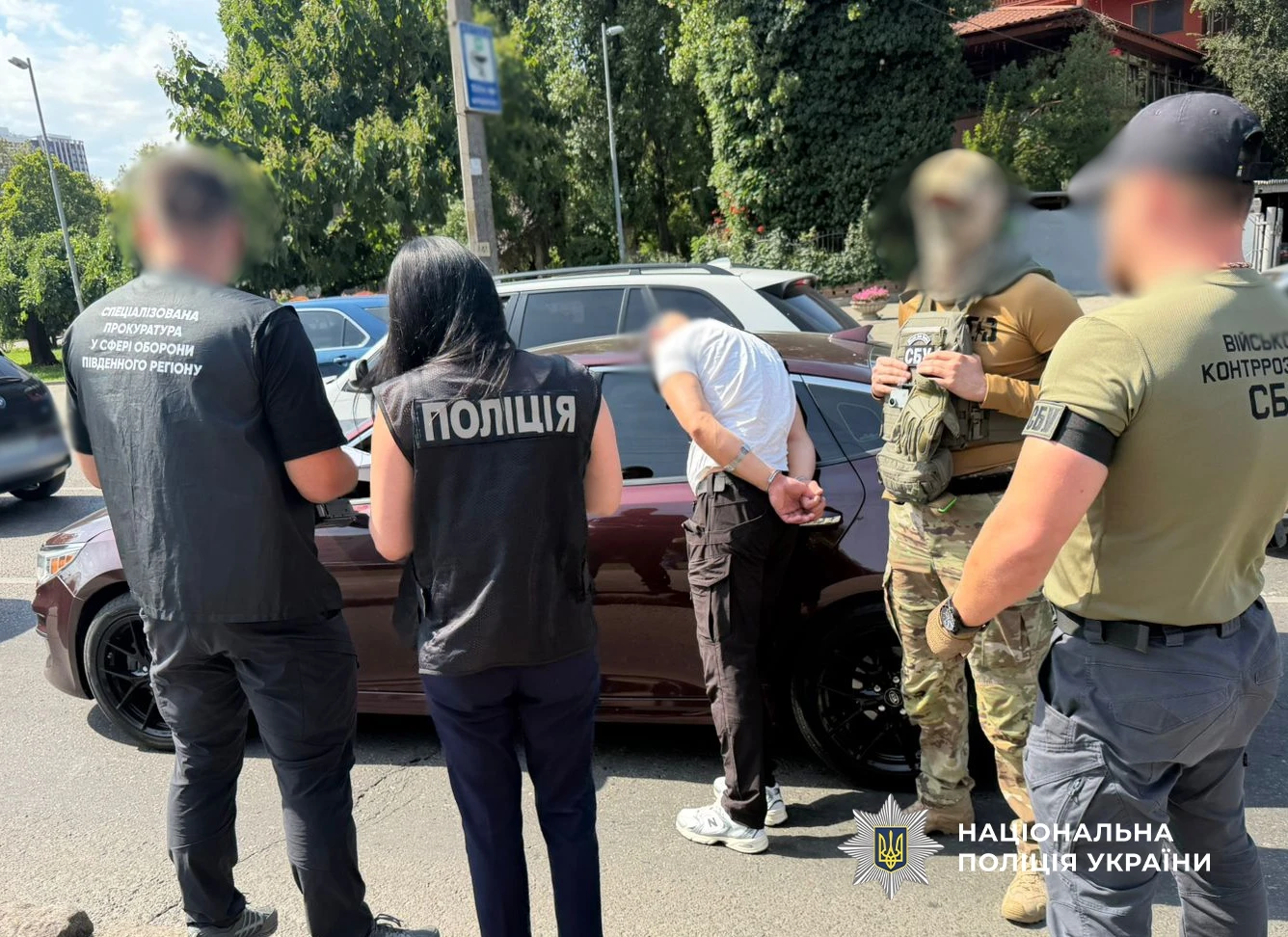 3500 і 2000 доларів за зняття з розшуку: на Одещині затримали двох працівників ТЦК