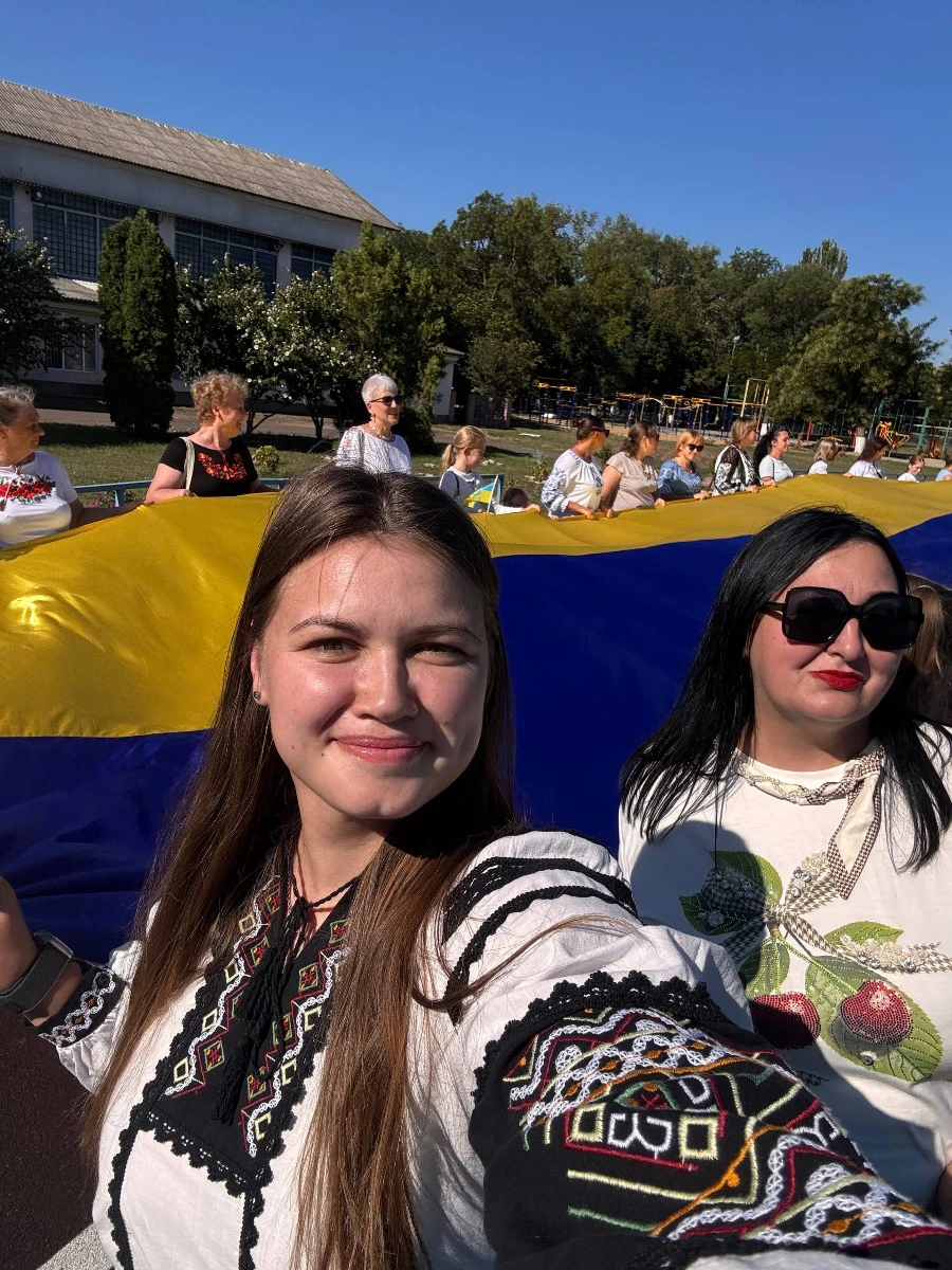 Хода з прапором, концерт і збір для військових: як у Біляївці відзначили 23 серпня