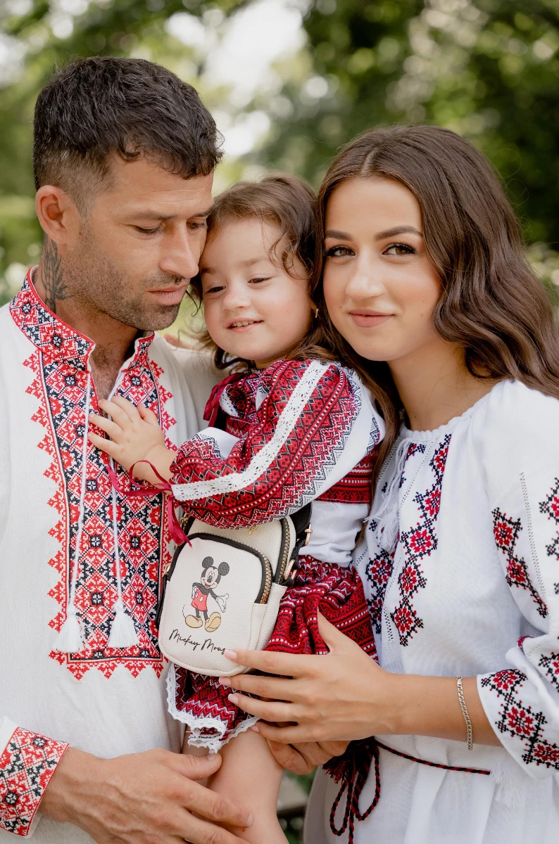 «Ненавиджу дні без тата»: сила тилу 24-річної дружини військового з Біляївки, якій треба підтримка