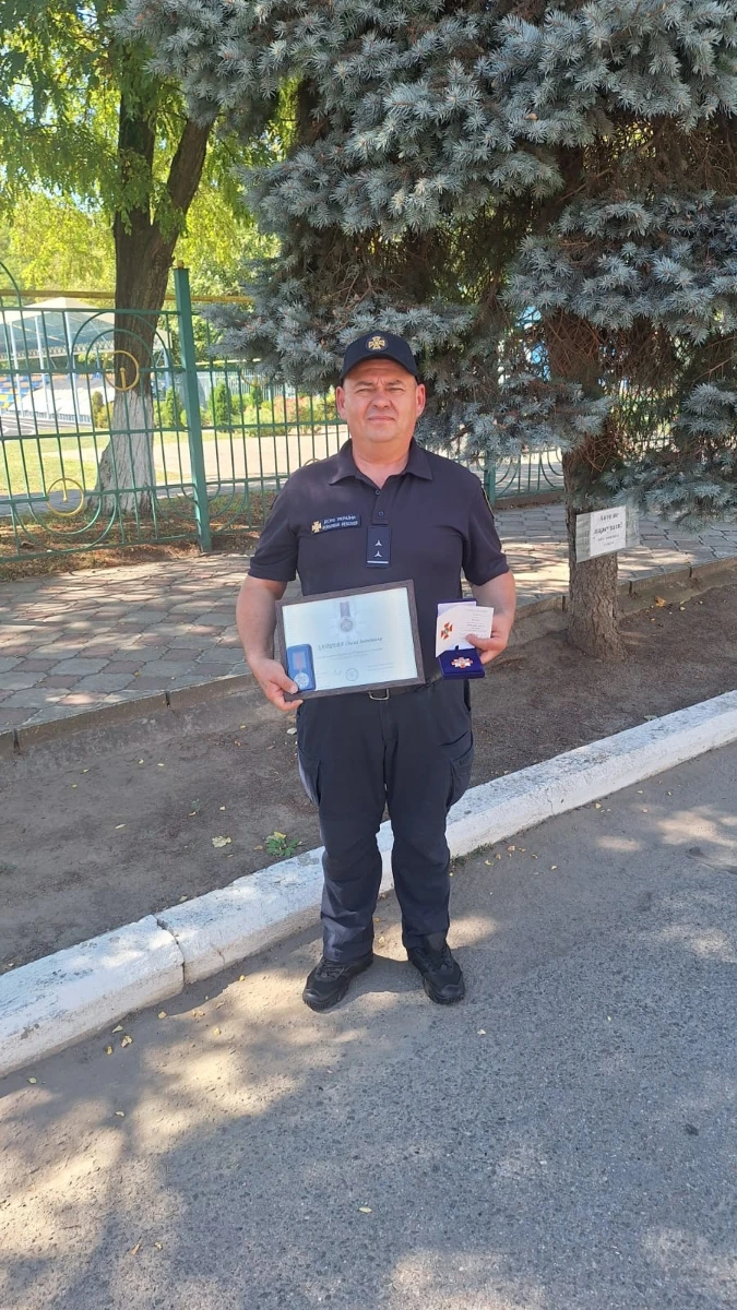 П’ятьох працівників ДСНС із Біляївки нагородили до Дня рятувальника