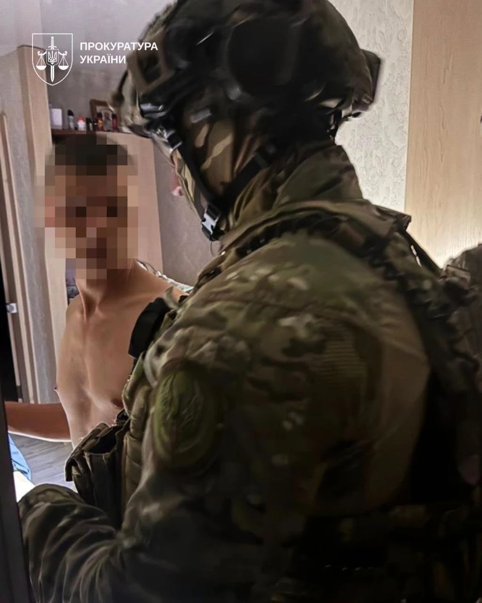Збивали на авто та катували людей: в Одесі викрили працівників ТЦК