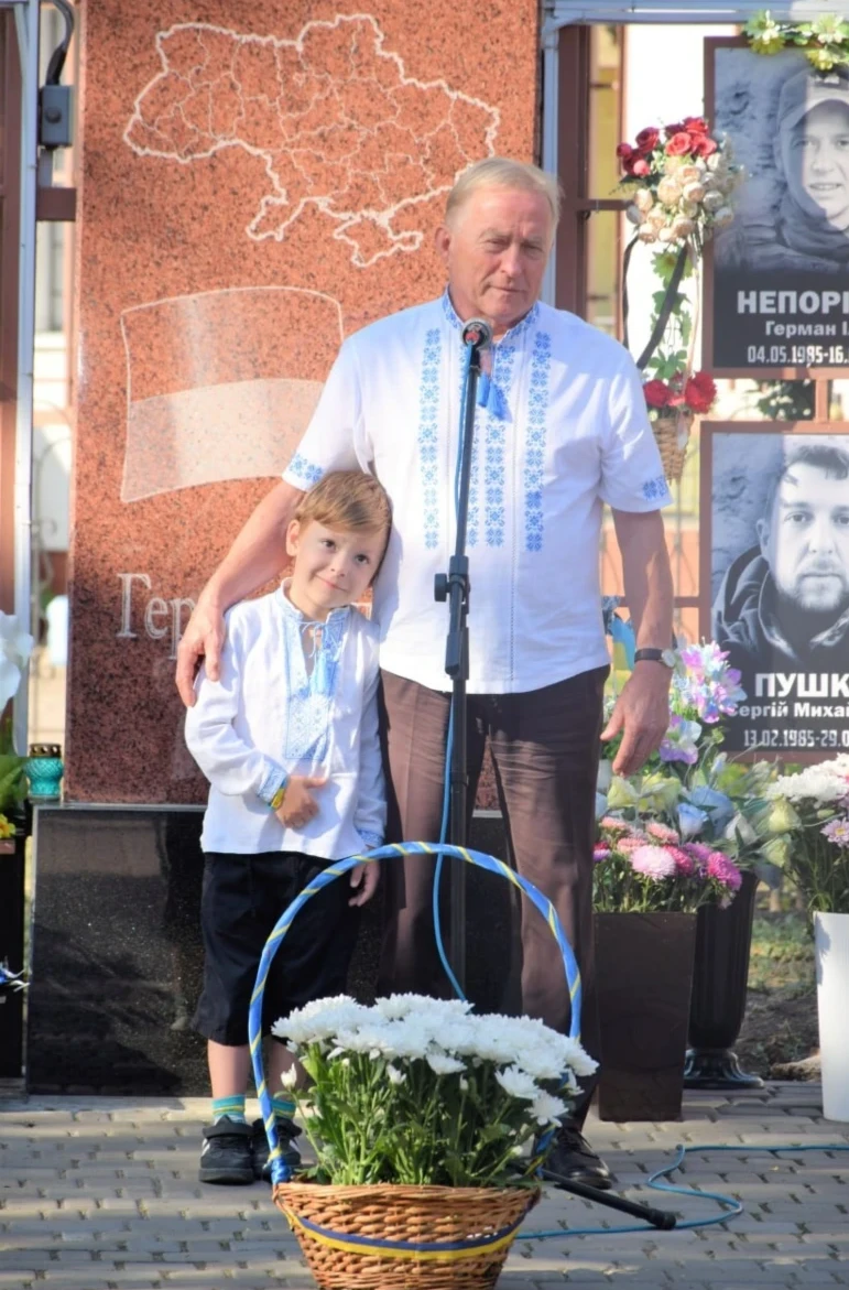 У Біляївці провели захід до Дня Незалежності та вшанували полеглих Героїв