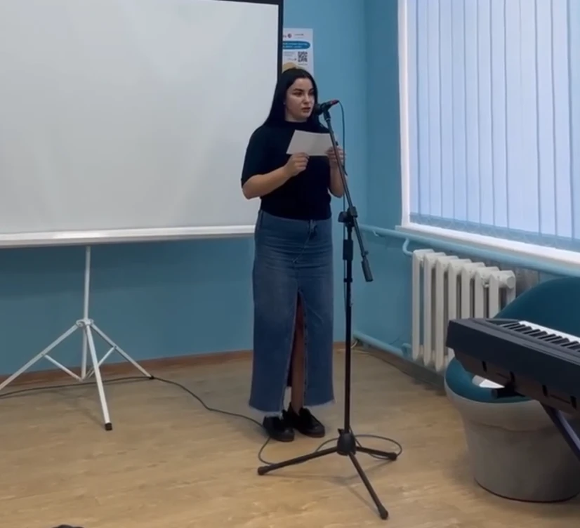 Музика, поезія і вікторина: у Біляївці в бібліотеці провели творчий вечір до Дня музики