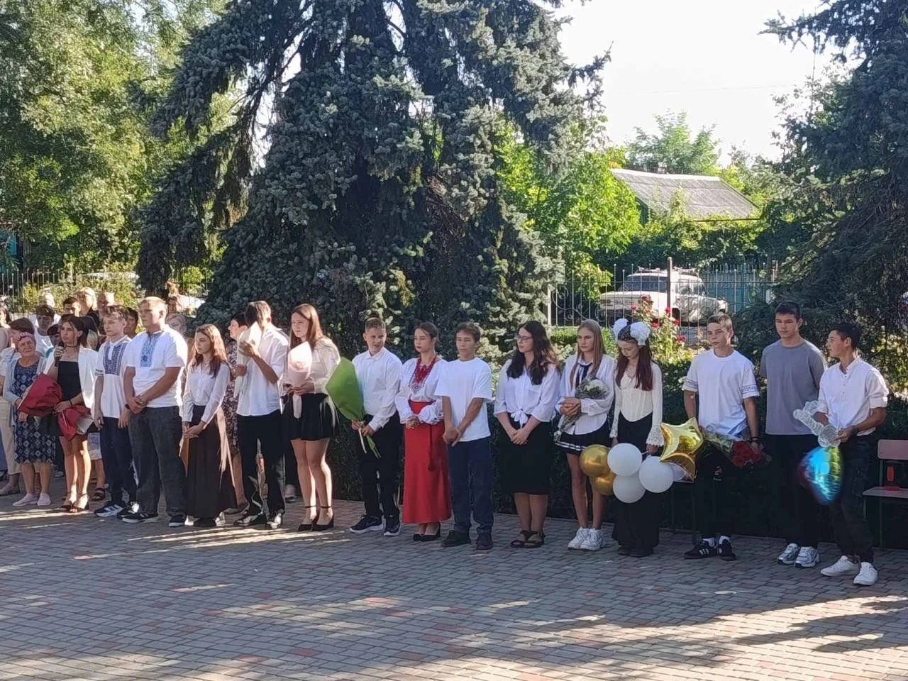 У школах Біляївської громади пролунав перший дзвоник: за парти сіли 190 першокласників