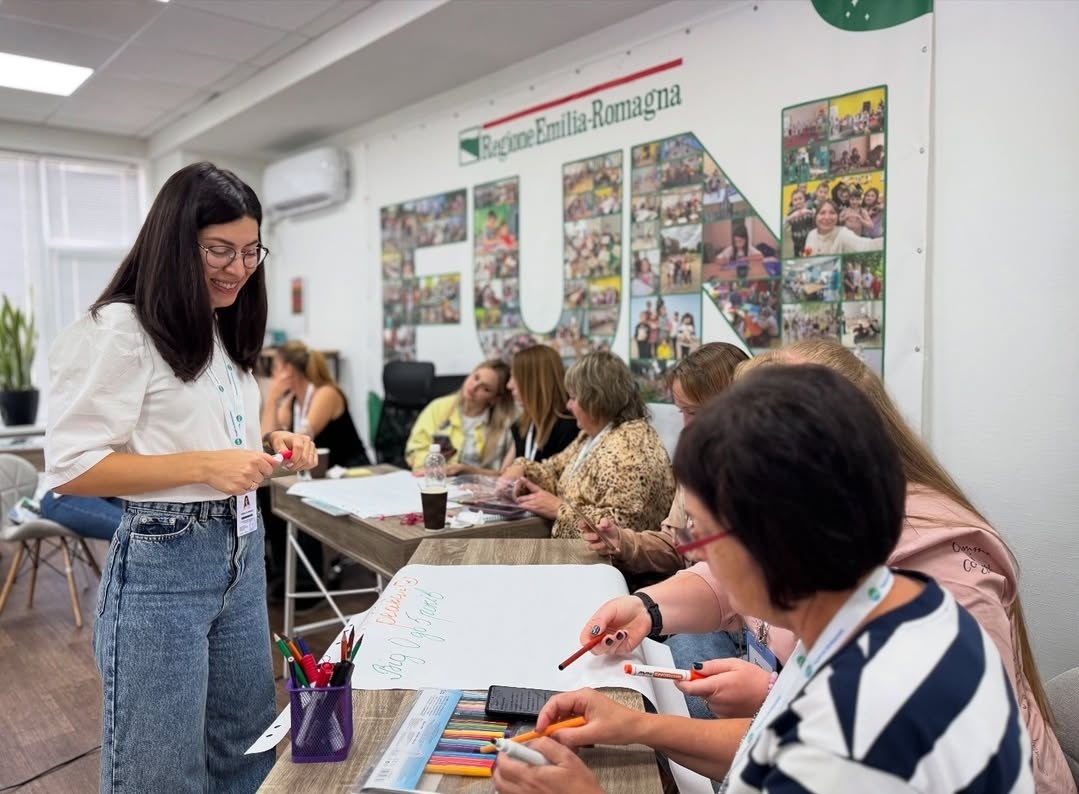 Тренінг на тему «Позитивне батьківство та ефективні стратегії взаємодії з дітьми» в одному з освітніх центрів від AVSI