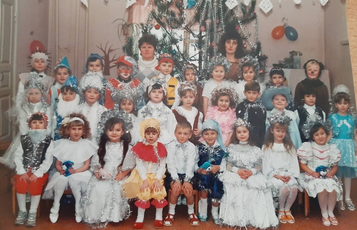 1996 рік, Тетяна вже у ролі виховательки