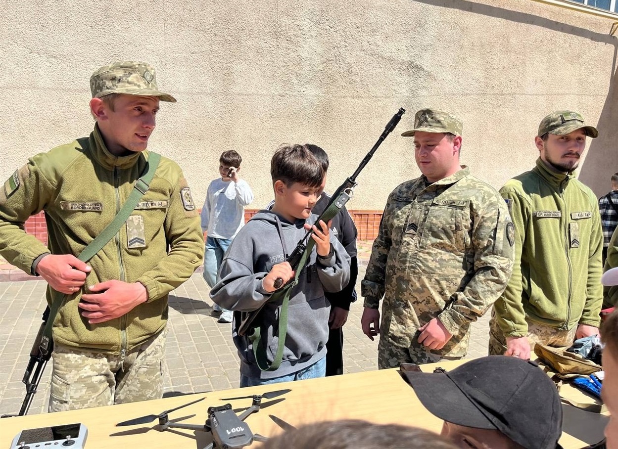 Фестиваль "На крилах любові", патріотичне виховання дітей