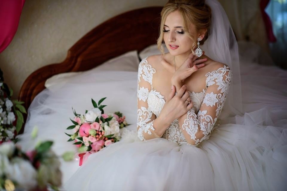 Марина Козієнко - дівчина, яка ризикнула замовити сукню не в салоні та не прогадала.