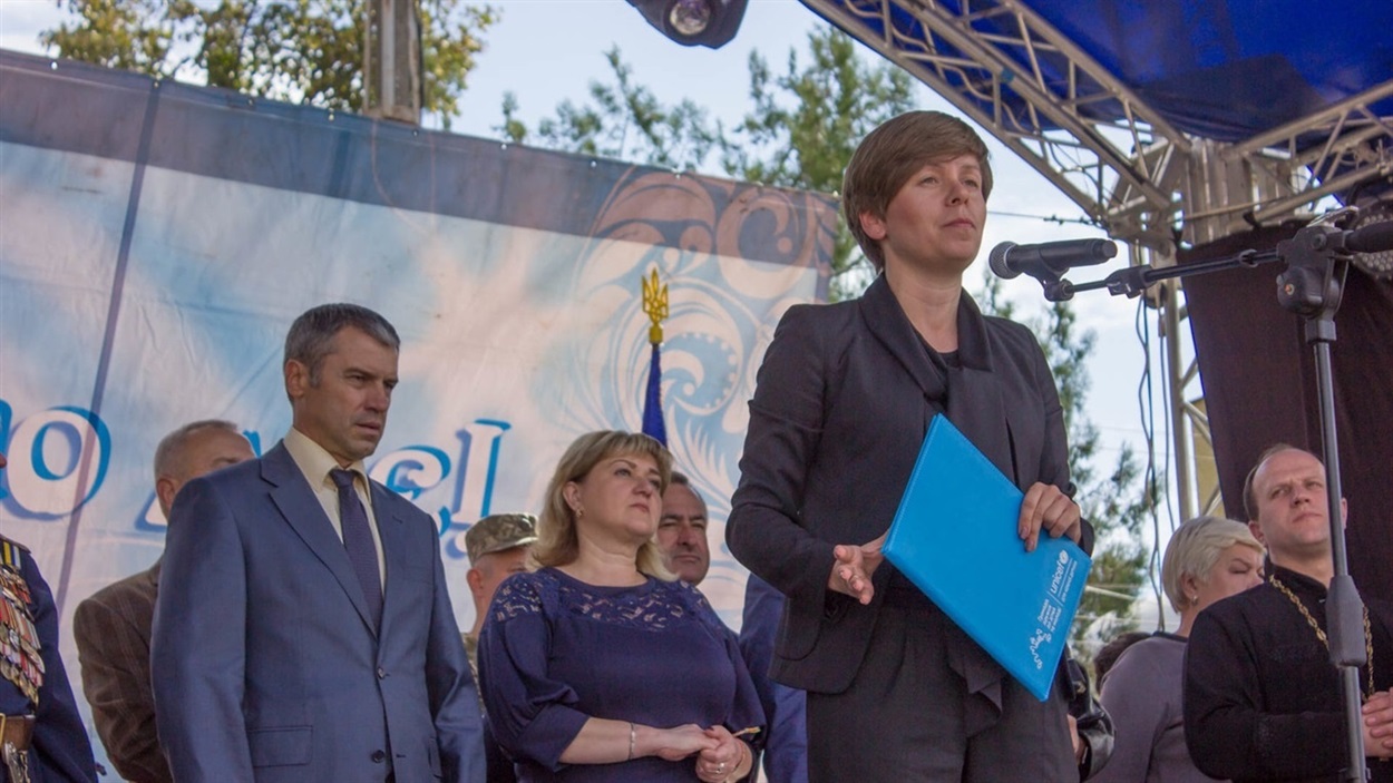 керівник проектів соціальної політики ЮНІСЕФ в Україні Наталія Бородчук під час підписання Меморандуму з першим містом Півдня України - Біляївською ОТГ