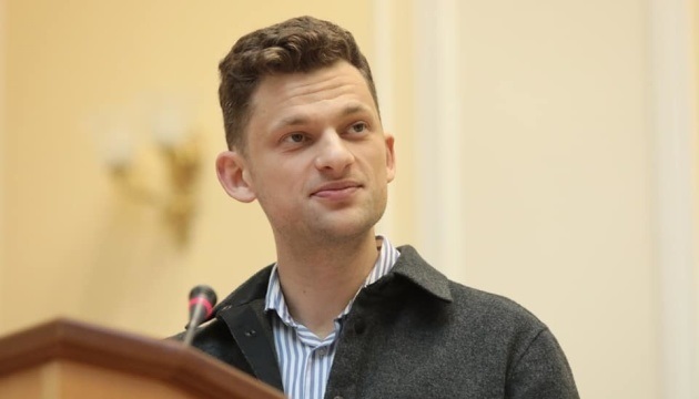Дмитро Дубілет