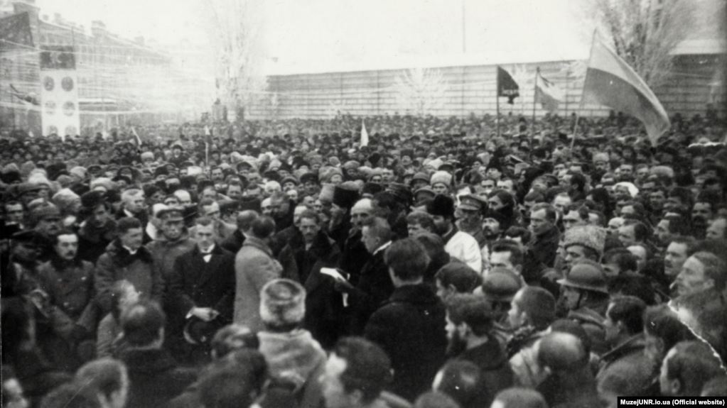Проголошення Акту злуки УНР та ЗУНР 22 січня 1919 року на Софійському майдані в Києві