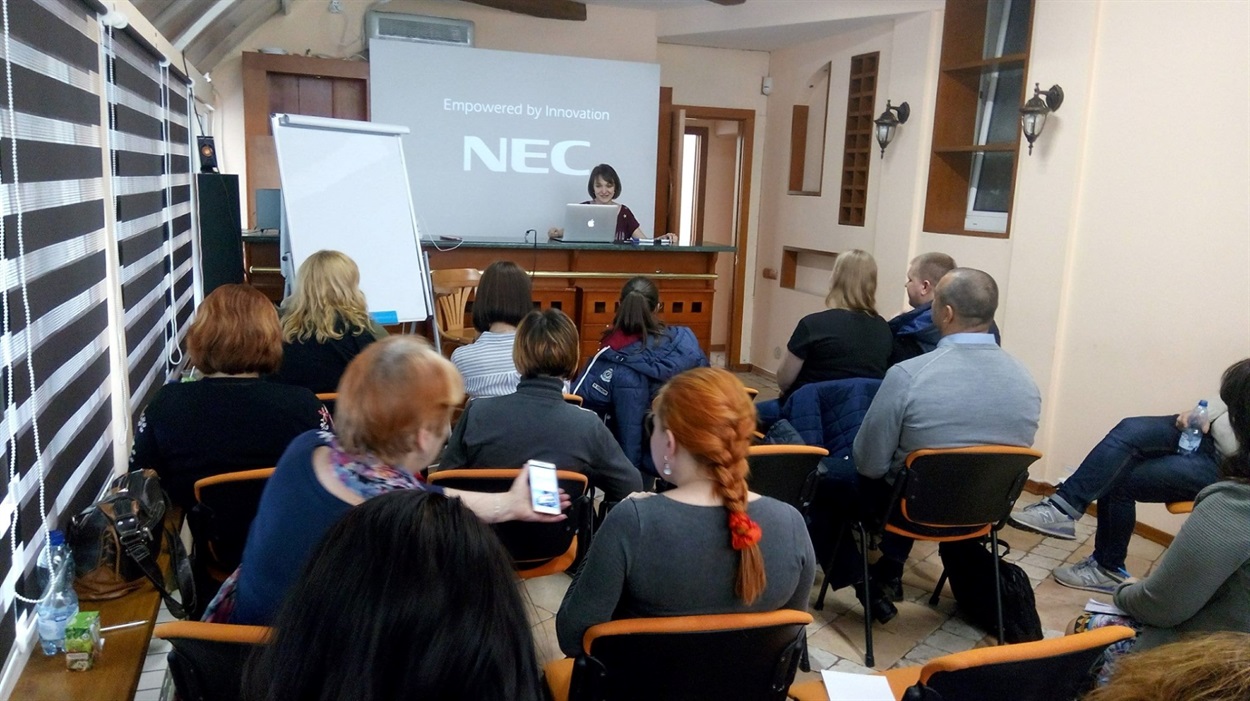 Ми весь час вчимося, щоб конкурувати на рівних з регіональними медіа