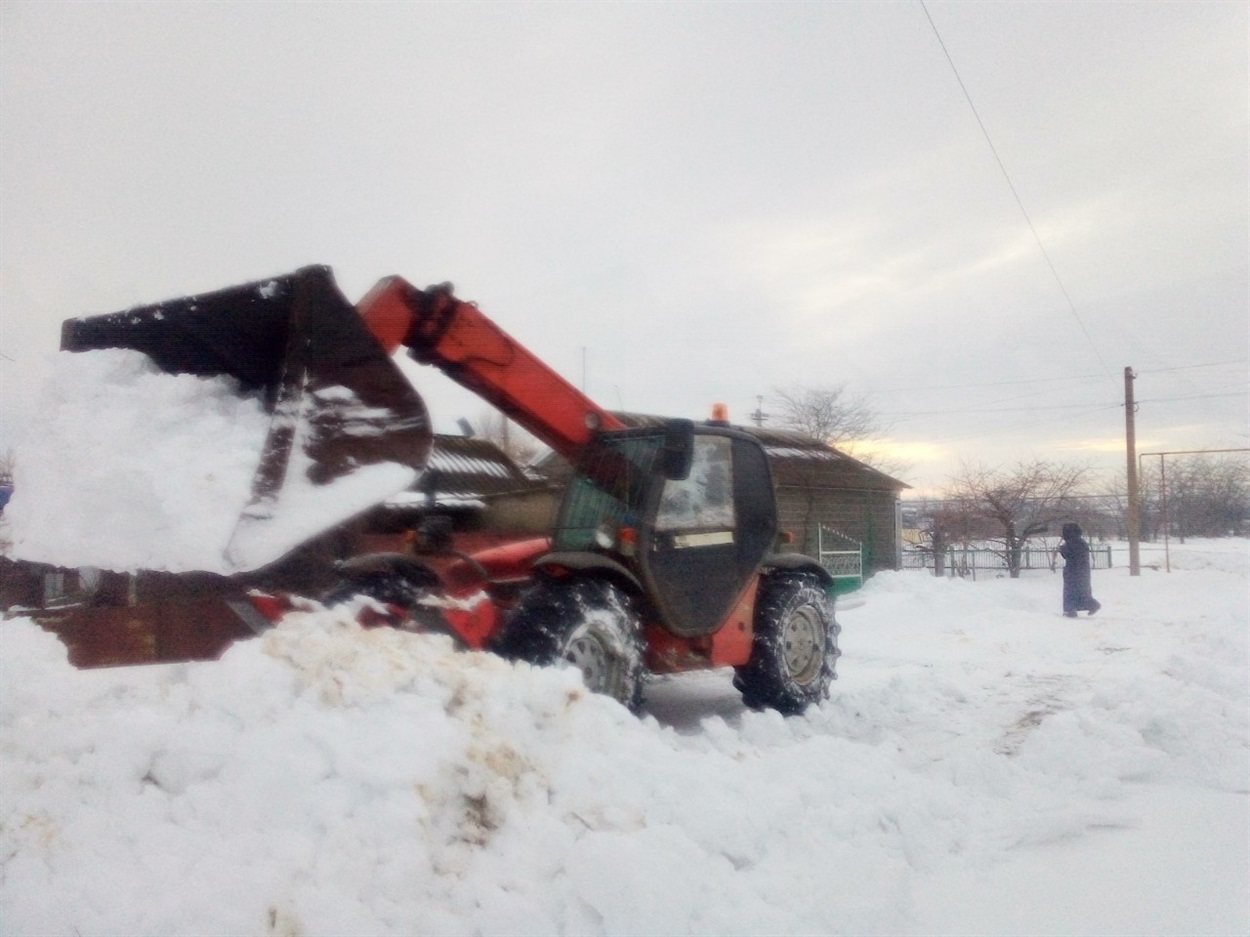 Залучена техніка від підприємства з села Мирного 