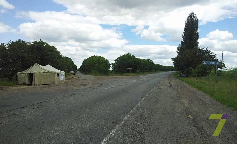 Тимчасовий кабінет Саакашвілі на трасі Одеса-Рені біля села Мирне Біляївської ОТГ