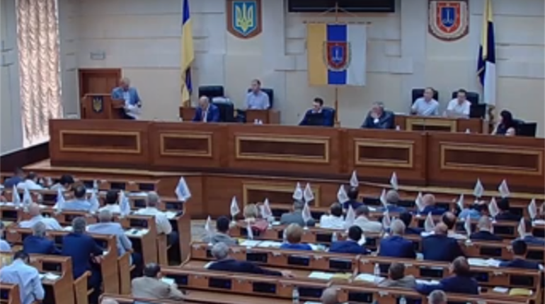 Виступ міського голови в Одеській обласній раді, під час якого він вмовив депутатів заблокувати рішення про створення кар'єру на Зеленому хуторі