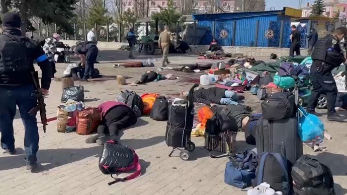 Обстріл вокзала в місті Краматорськ російськими військовими