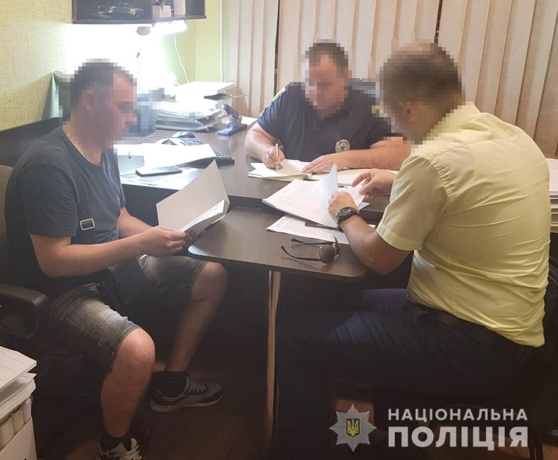 Затриманим загрожує кримінальна відповідальність за кількома статтями одразу