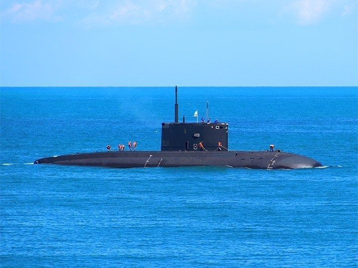 На фото підводний човен, з якого росіяни випустили ракети 8 серпня