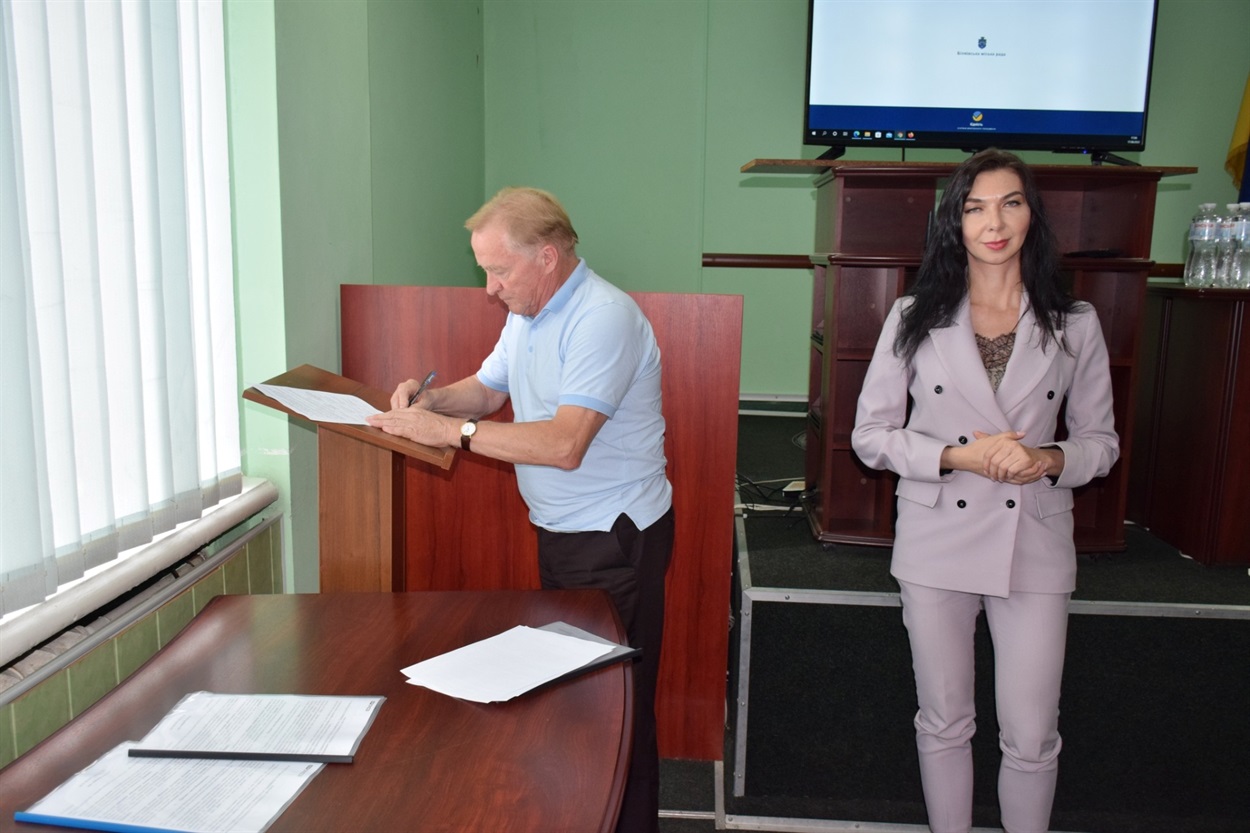 Біляївка, підписання меморандуму про співробітництво між Біляївською міською радою, Одеською районною військовою адміністрацією та громадською спілкою «Фундація підтримки ветеранів «Обличчям до життя»