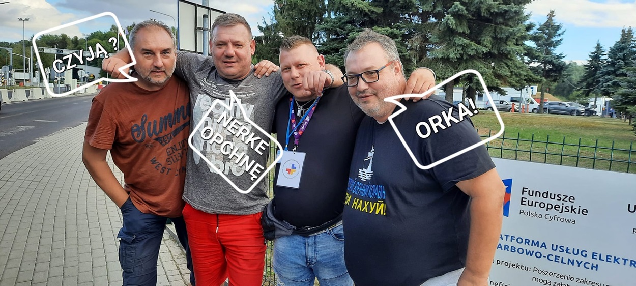 Поляки жартують, звертаючись до своїх співгромадян: ми вже втомилися просити вас допомогти - тому Борис, який є рушійною силою зборів, готовий продати нирку. Лишу є уточнення - нирку орка