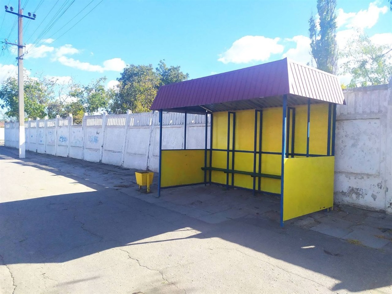 У Біляївці проводять заходи з благоустрою, прибирають аварійний паркан і облаштовують парковку