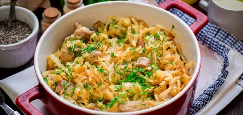 Капуста у духовці по-селянськи з м'ясом