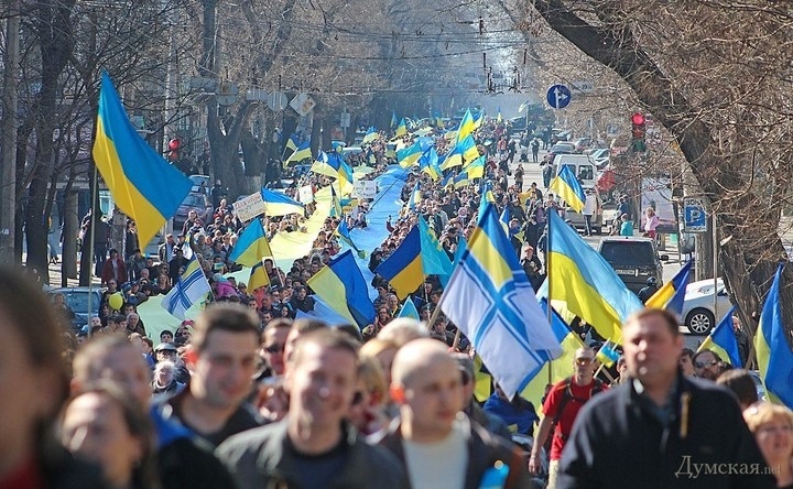 Марш за мир під назвою «Не пустимо агресора в наш дім» зібрав понад 10 тисяч одеситів