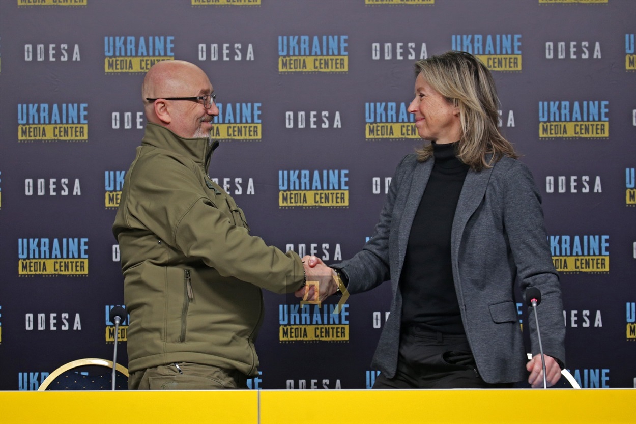Брифінг міністрів оборони Олексія Резніков та Кайси Оллонґрен в Одесі, 14 березня 2023