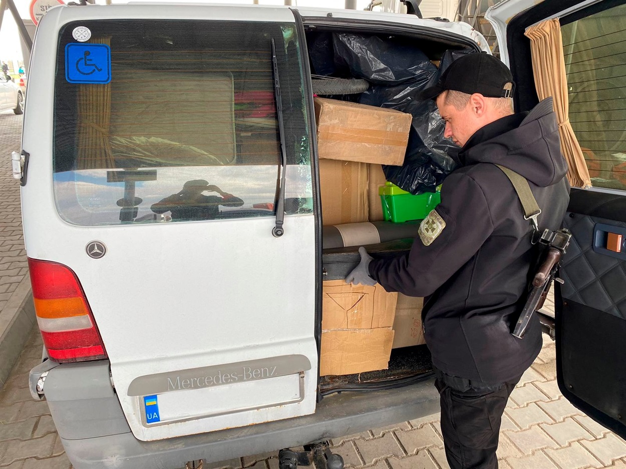 Скрипку виявили при огляді автівки