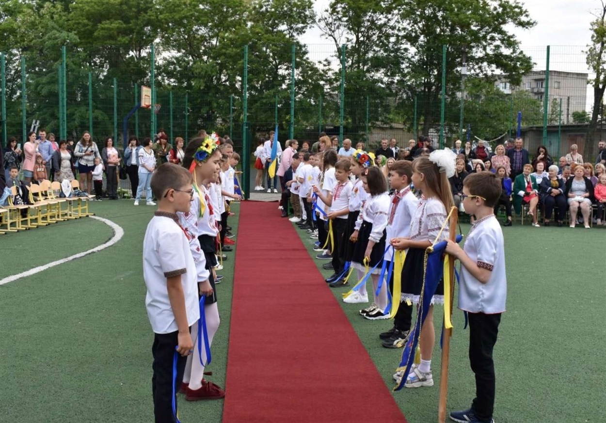 Останні дзвоники, випускники шкіл Біляївської громади 2023