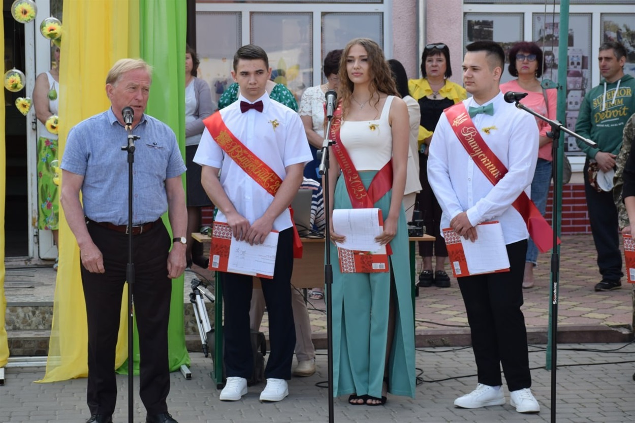 Останні дзвоники, випускники шкіл Біляївської громади 2023