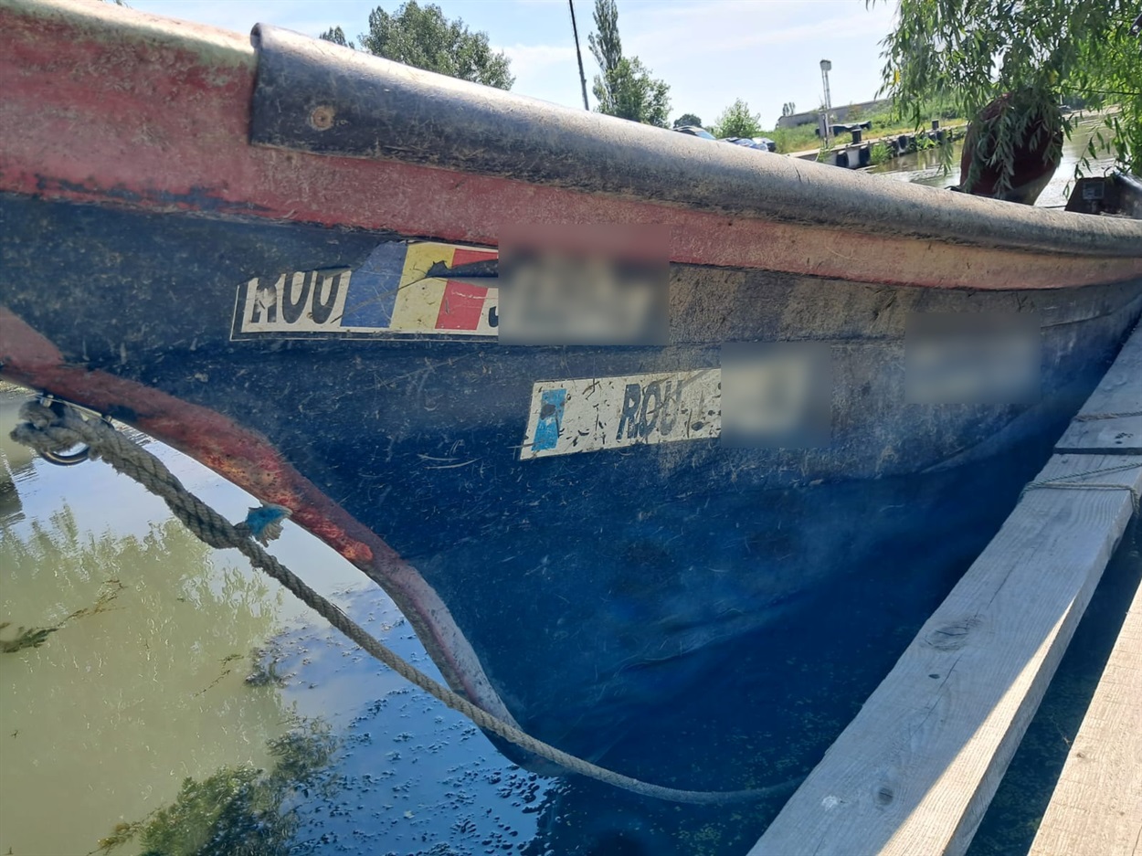 Човен в іноземців наразі вилучили 