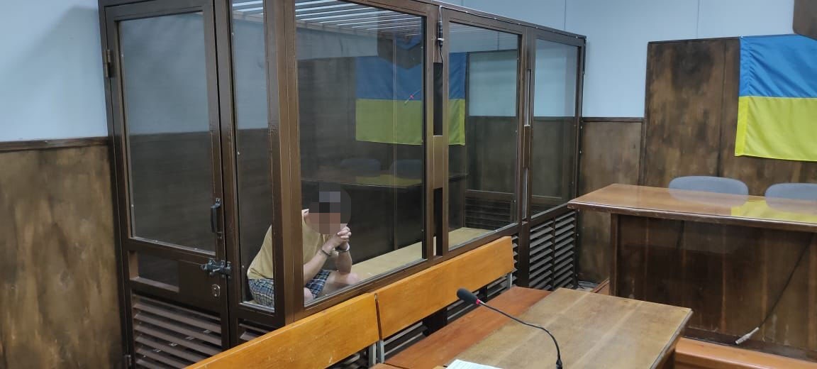 Затримали чоловіка, який вбив і виніс тіло жінки в тумбі до смітників у Чорноморську