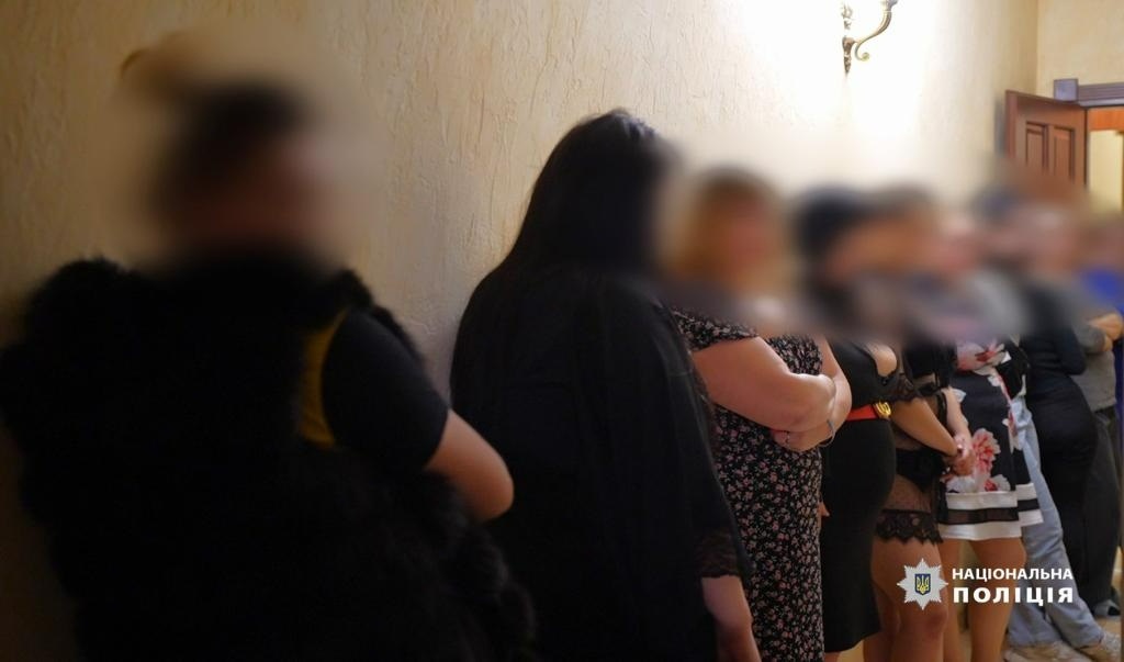 В Одесі викрили масажний салон, де надавалися інтимні послуги 