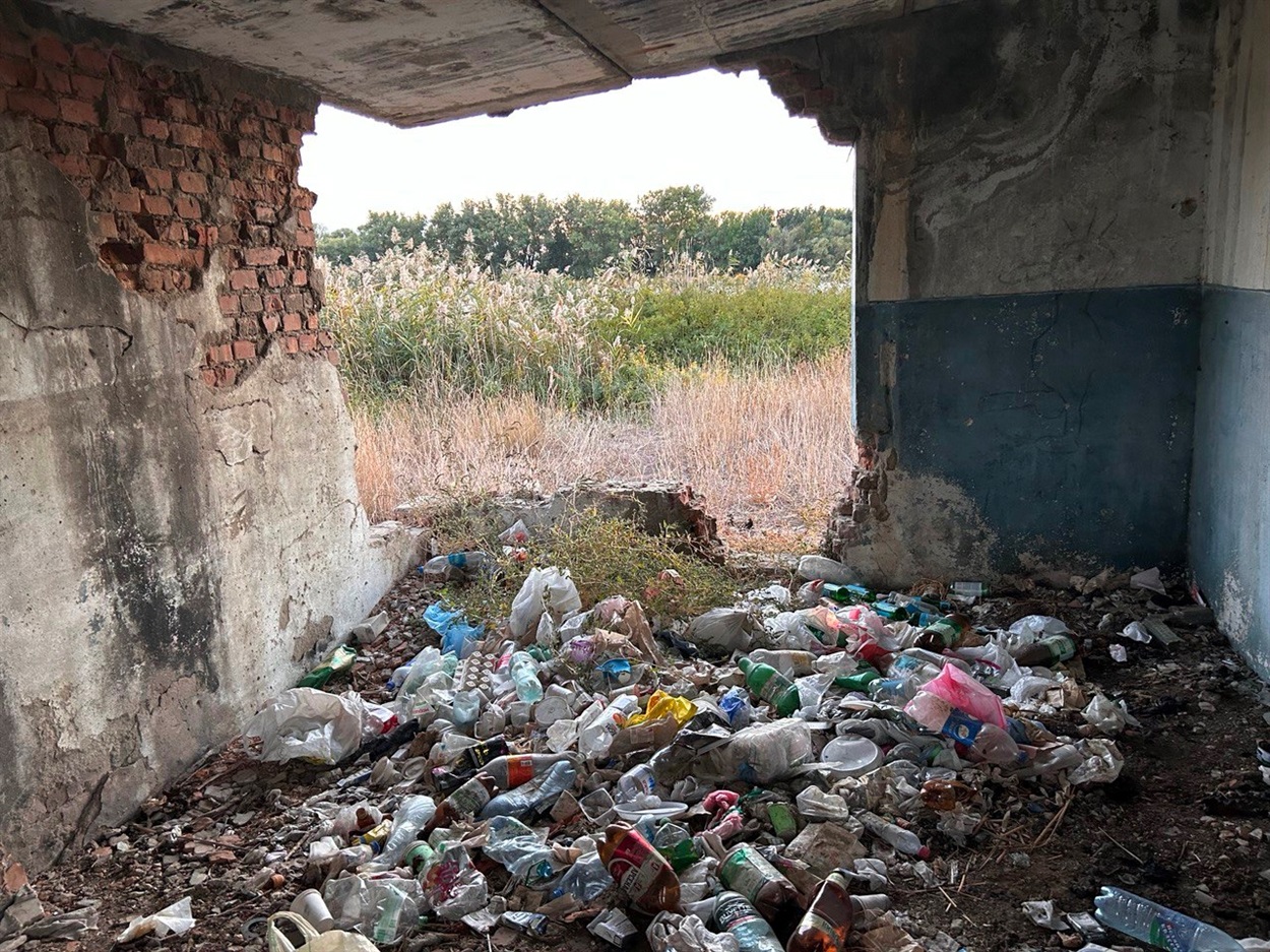 На березі Дністра між Маяками і Біляївкою створюють сміттєзвалище