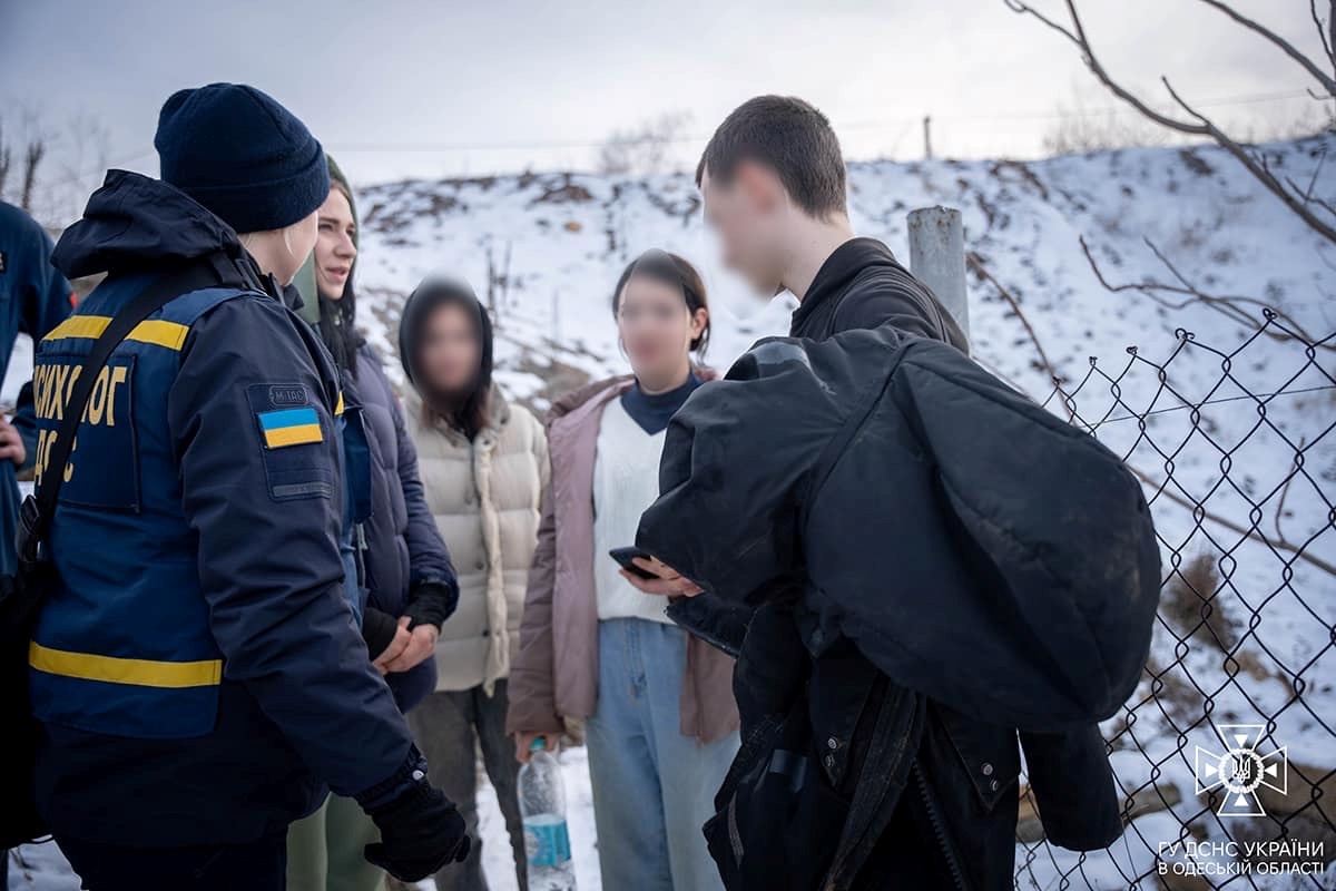 Загубились в катакомах Нерубайське