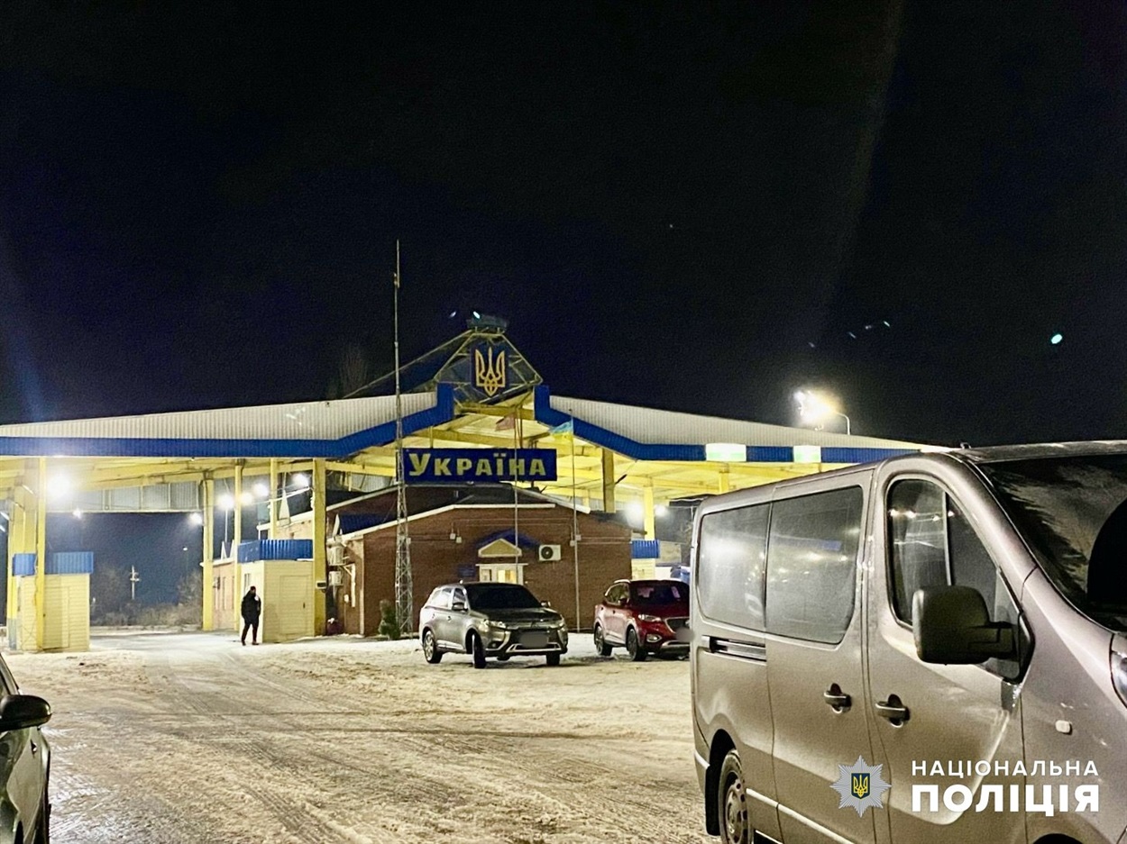 Водій автобуса вивозив ухилянтів за кордон, Одещина 