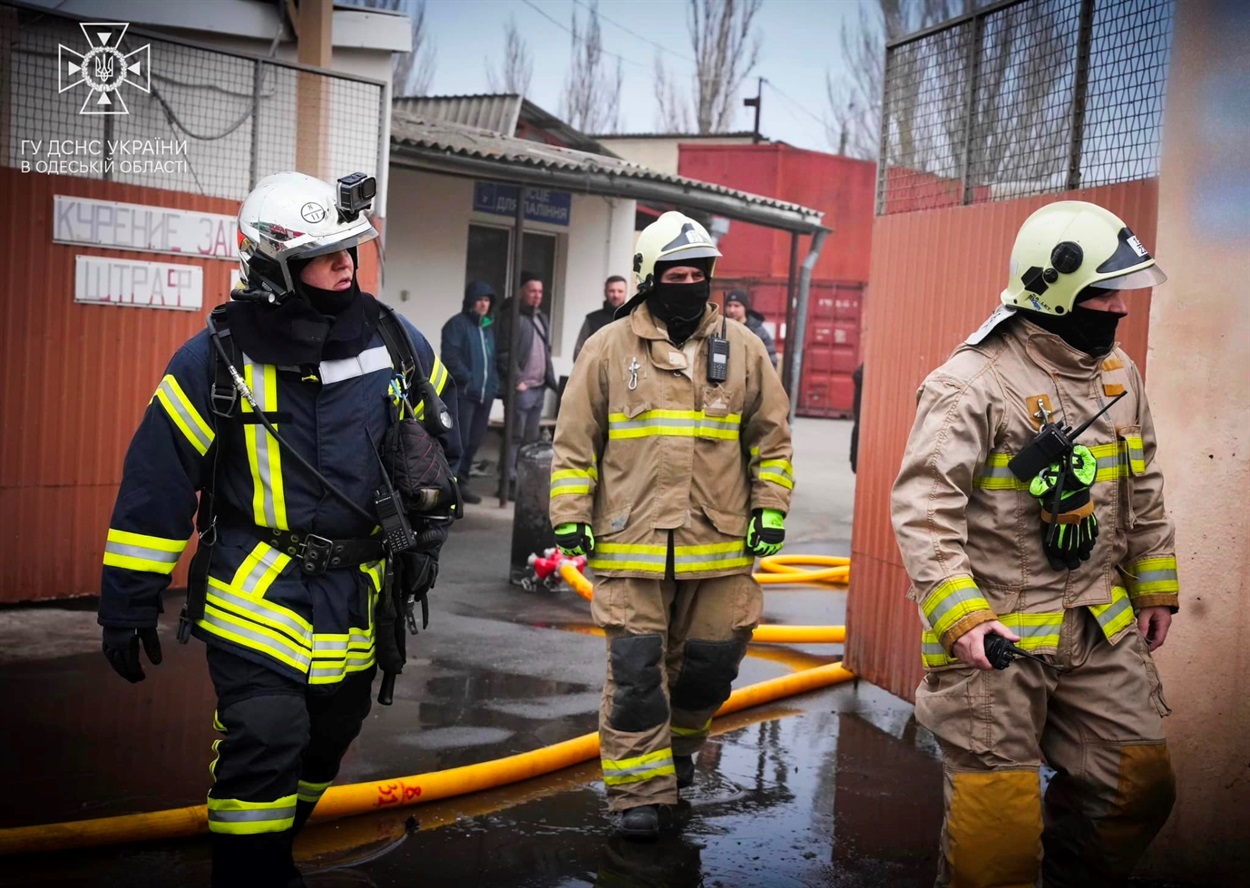 Пожежа у селищі Авангард Одещина, загорілись павільйони