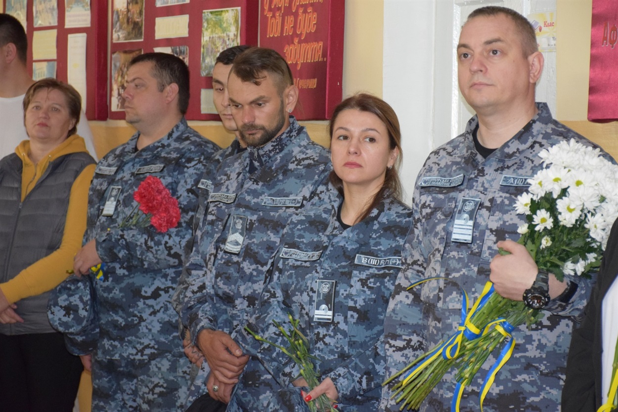 Під час церемонї відкриття меморіальної дошки загиблому воїну Мирне Одещина