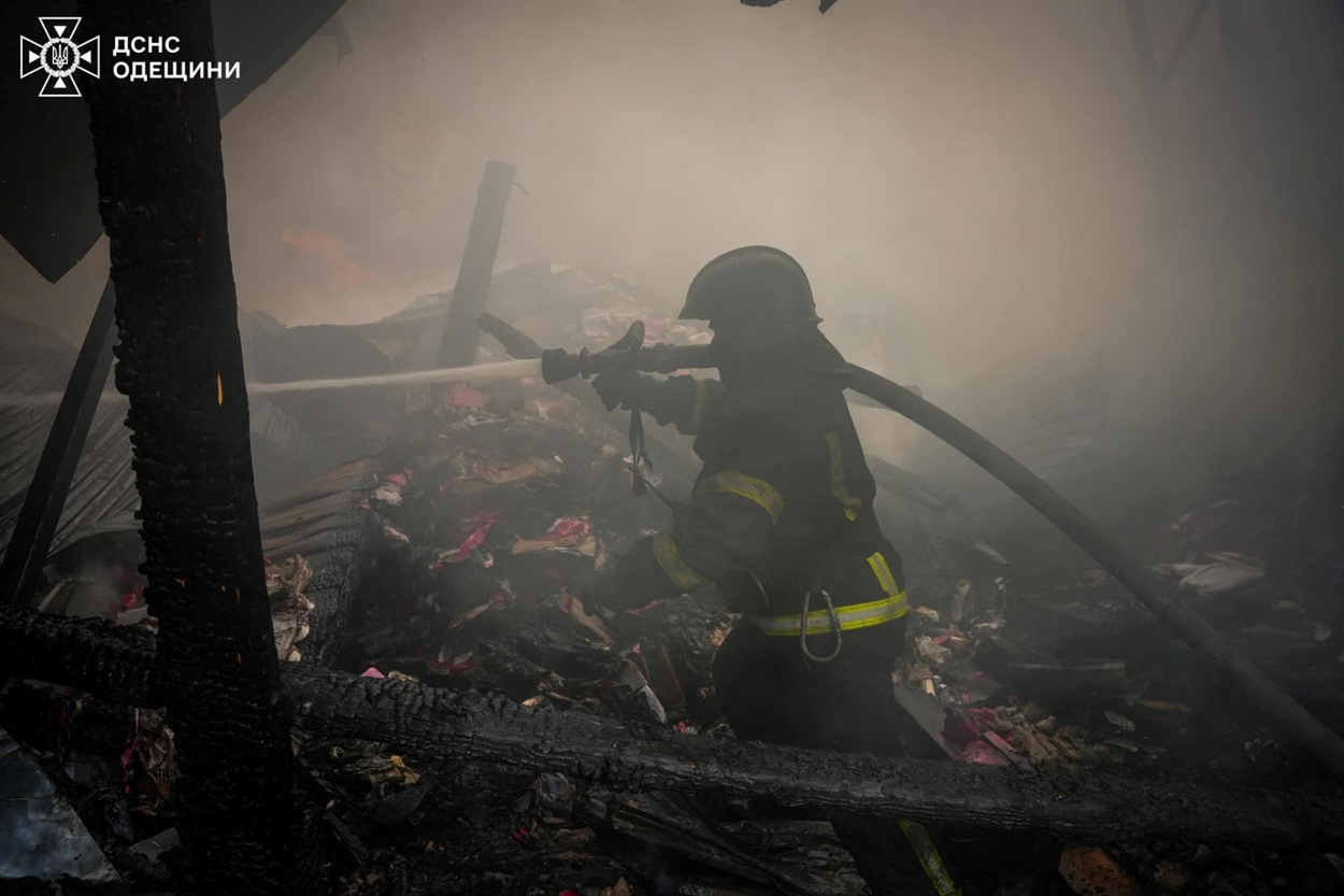 Пожежа на взуттєвому складі, Одеса 27 травня