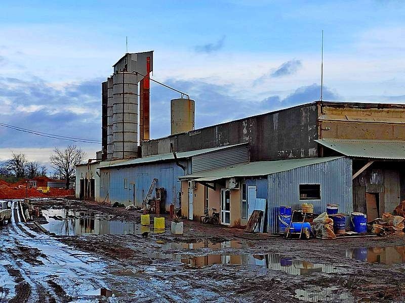 Архівне фото “цементного заводу”. Вигода, 2021