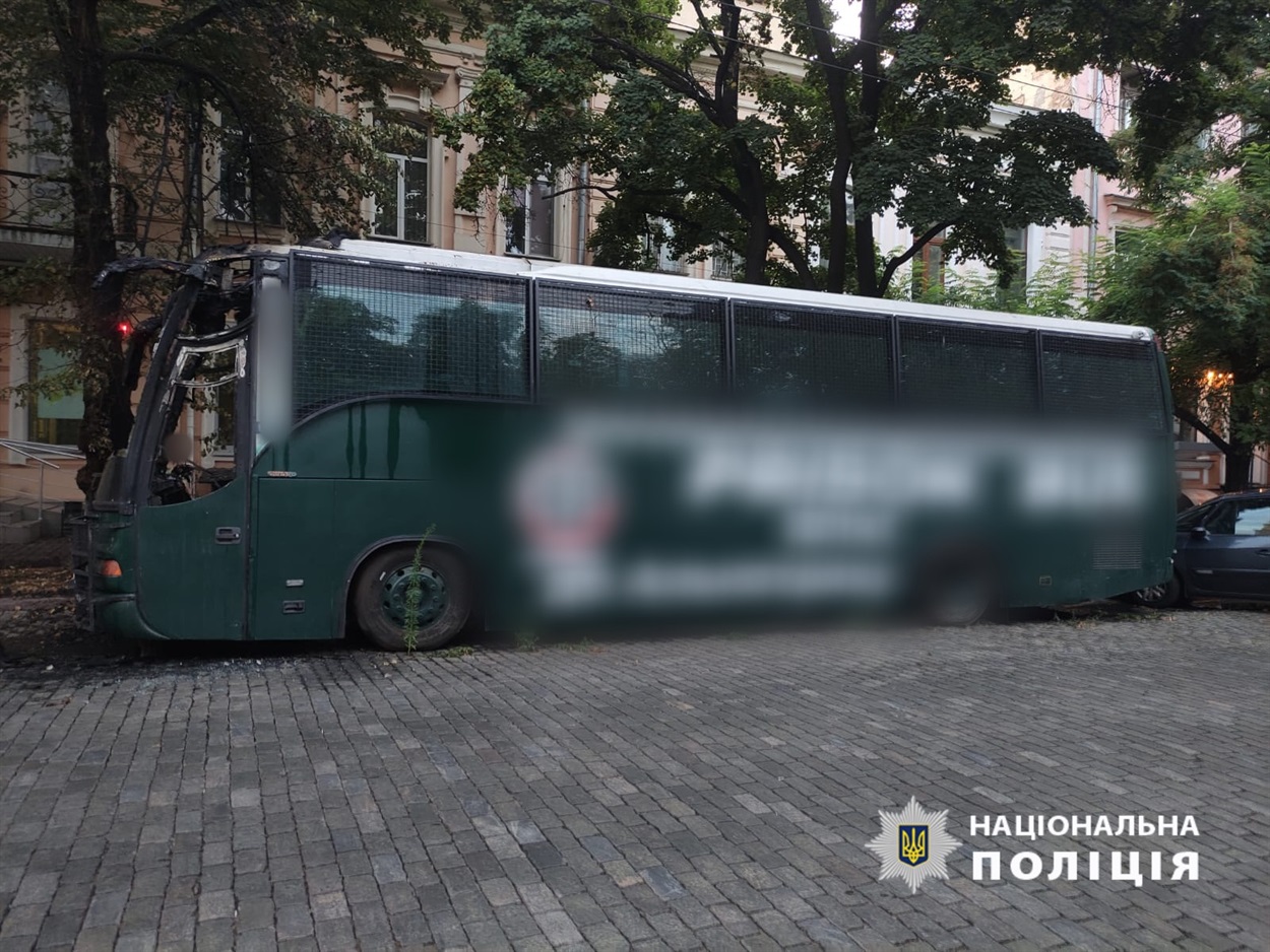 В центрі Одеси горів автобус 