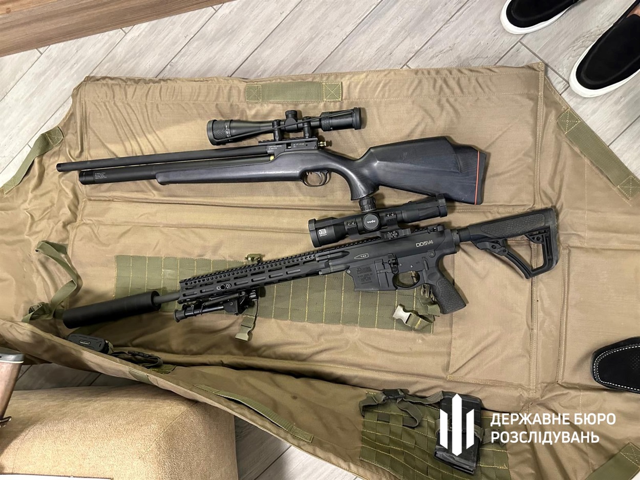 Обшуки у підозрюваних 