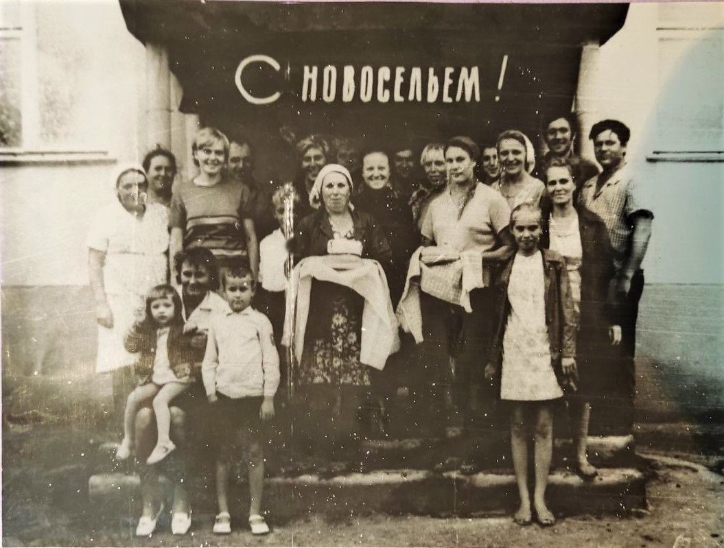 Мешканці селища ВОС "Дністер" заселяють перші багатоповерхові будинки