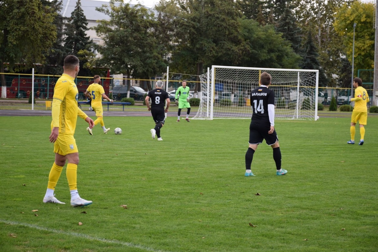 Благодійний футбольний матч Біляївка, ветерани