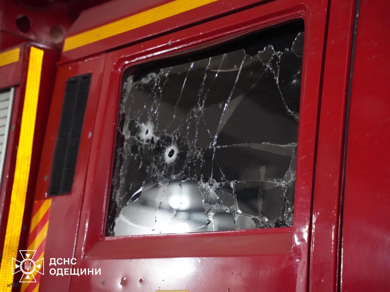Ворожий удар по пожежній частині Одеса 31 жовтня