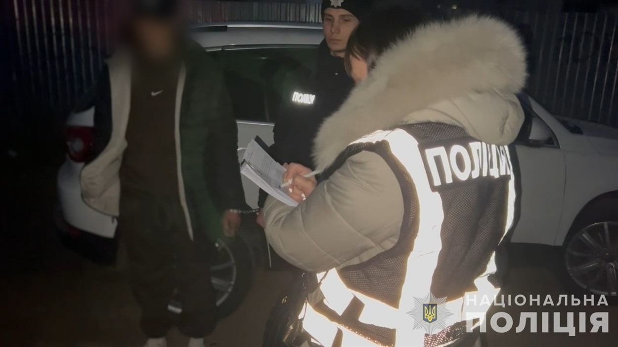В Одесі затримали підозрюваного у підпалі чужого авто 