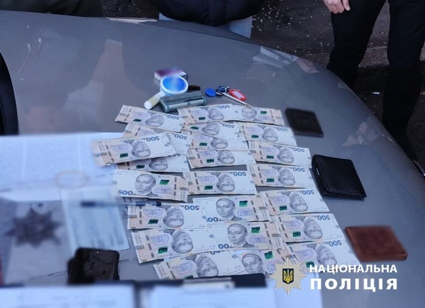 В Одесі затримали командира військової частини, який вимагав гроші у підлеглих
